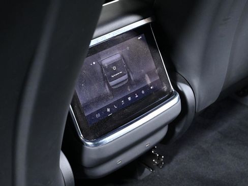 Used 2021 Tesla Model S Plaid image 26