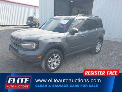 Used 2023 Ford Bronco Sport AWD/4WD image 3