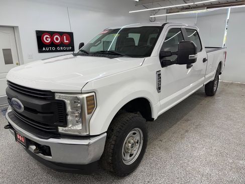 Used 2019 Ford F250 XL w/ Power Equipment Group image 4