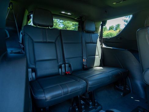 Used 2021 Chevrolet Tahoe RST w/ Luxury Package AWD/4WD image 29
