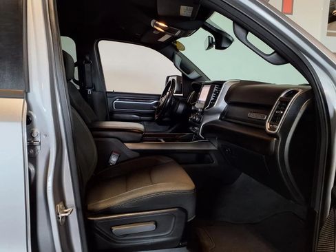 Used 2022 RAM 1500 Big Horn AWD/4WD image 12