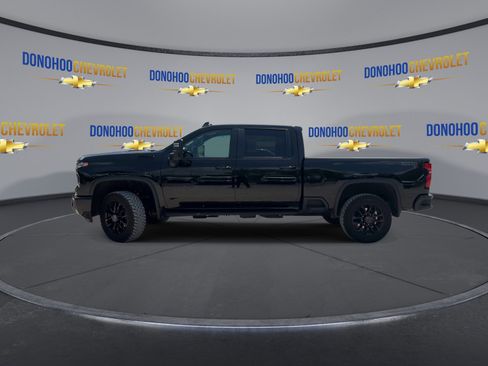 Used 2025 Chevrolet Silverado 2500 LT w/ Trail Boss Package AWD/4WD image 8