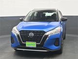 Used 2024 Nissan Kicks SV image 3