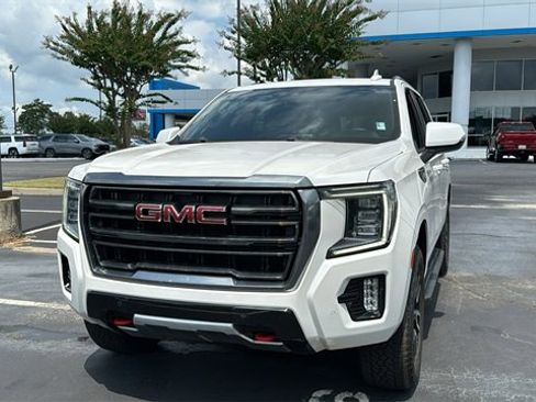 Used 2022 GMC Yukon AT4 w/ Max Trailering Package image 1