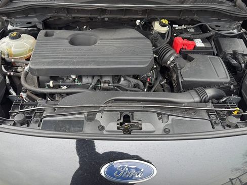 Used 2020 Ford Escape Titanium image 24