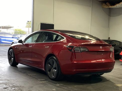 Used 2018 Tesla Model 3 Long Range image 2