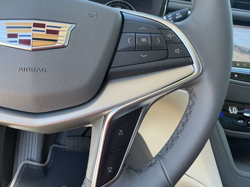 New 2025 Cadillac XT5 Premium Luxury image 31