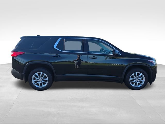 Used 2021 Chevrolet Traverse LS w/ LPO, Floor Liner Package AWD/4WD image 7