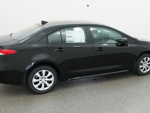 Used 2026 Toyota Corolla LE image 13