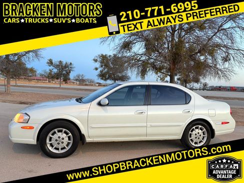 Used 2000 Nissan Maxima GXE image 1
