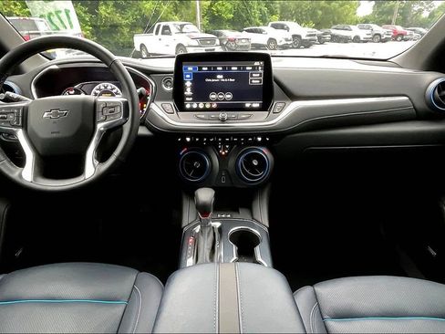 Used 2024 Chevrolet Blazer RS w/ LPO, Floor Liner Package FWD image 5