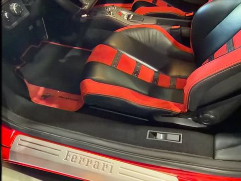 Used 2014 Ferrari 458 Italia Coupe RWD image 12