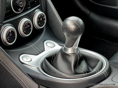 Used 2013 Nissan 370Z Touring 2dr Coupe 6M image 20