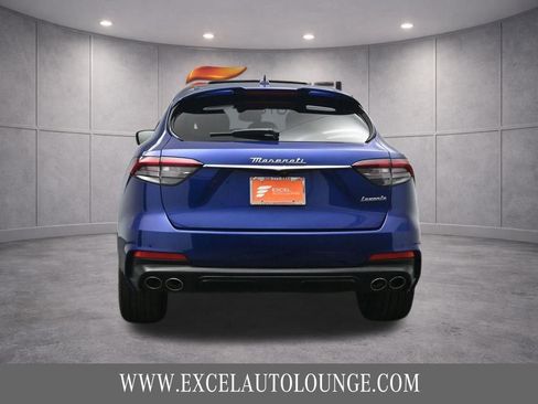 Used 2022 Maserati Levante Modena AWD/4WD image 7