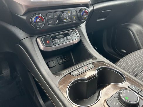 Used 2020 GMC Acadia AT4 w/ Driver Alert Package II image 20