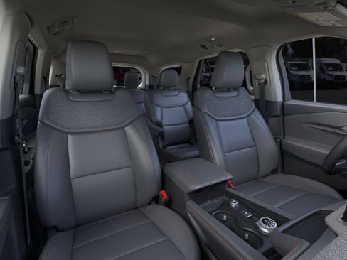 New 2026 Ford Explorer Active AWD/4WD image 10