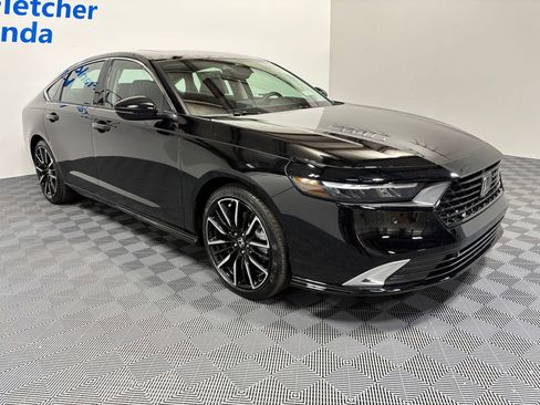 New 2026 Honda Accord Touring image 8