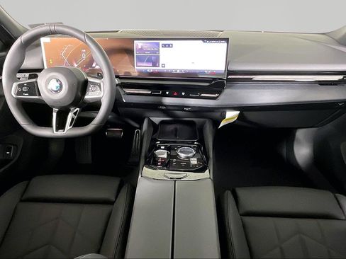 New 2026 BMW 530i xDrive AWD/4WD image 8