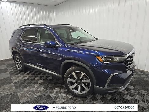 Used 2024 Honda Pilot Elite image 9