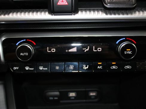 Used 2021 Kia K5 LX FWD image 40