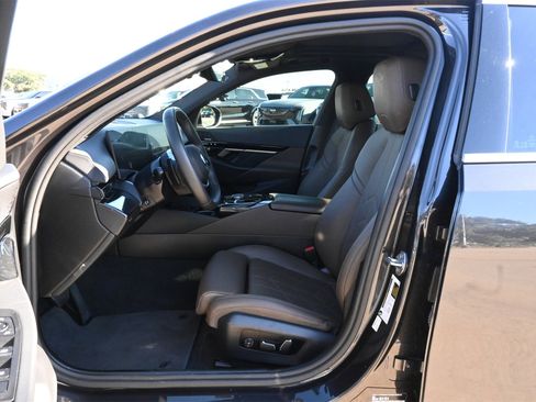 Used 2024 BMW 530i image 18