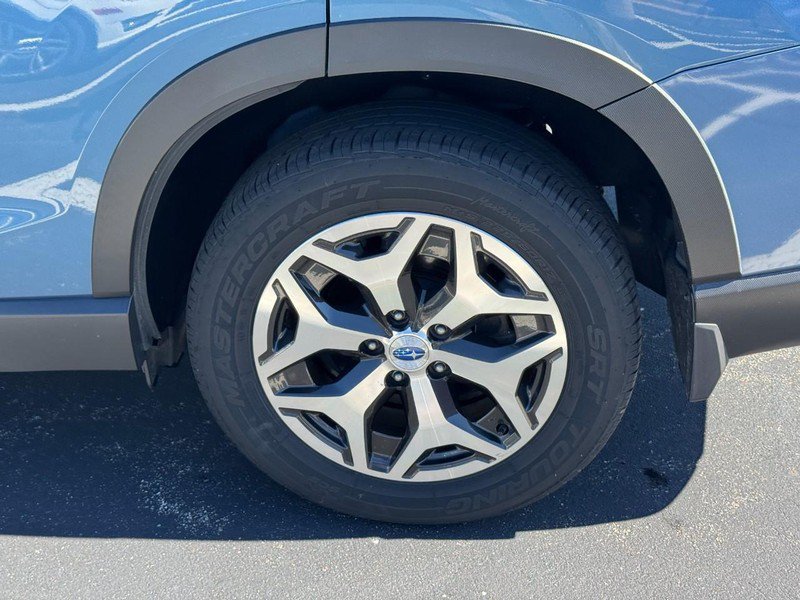 Used 2020 Subaru Forester Premium AWD/4WD image 7