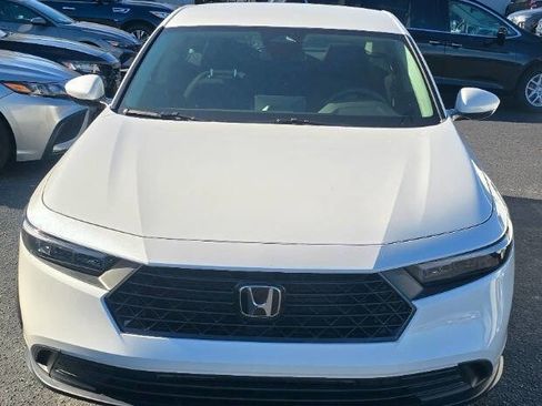 Used 2025 Honda Accord LX image 19