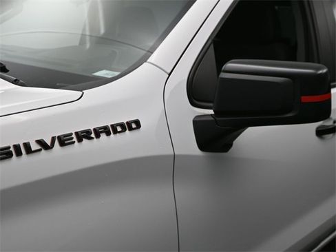 Used 2023 Chevrolet Silverado 1500 RST w/ Redline Edition image 23