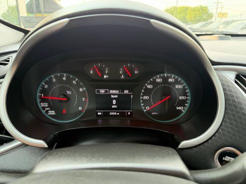 Used 2023 Chevrolet Malibu RS w/ LPO, Floor Liner Package FWD image 15