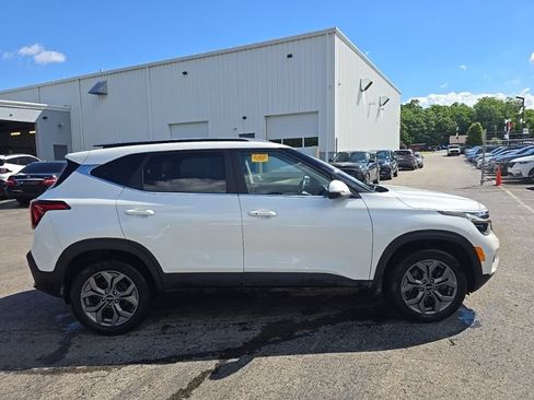 Certified 2024 Kia Seltos S AWD/4WD image 6