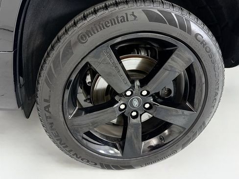 Used 2022 Land Rover Defender 110 V8 AWD/4WD image 29