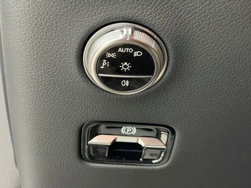 New 2026 Mercedes-Benz GLC 300 GLC 300 image 38