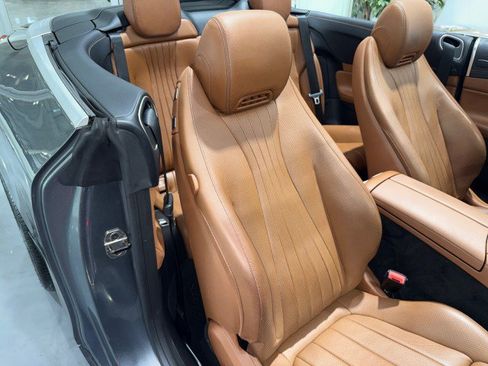 Used 2018 Mercedes-Benz E 400 4MATIC Cabriolet image 71