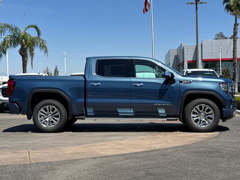 New 2026 GMC Sierra 1500 Denali w/ Technology Package AWD/4WD image 3