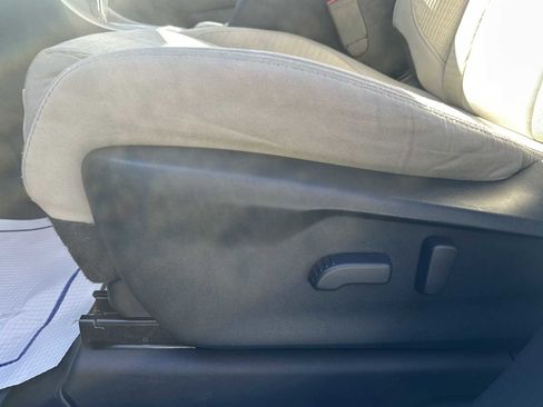 Used 2020 Subaru Ascent Premium w/ Convenience Package image 20