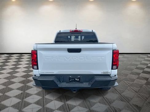 Used 2024 Chevrolet Colorado Trail Boss w/ Advanced Trailering Package AWD/4WD image 5