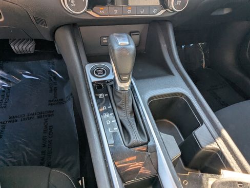 Used 2023 Nissan Sentra SV image 23