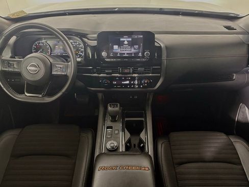 Used 2025 Nissan Pathfinder Rock Creek AWD/4WD image 32