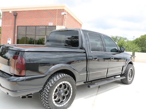 Used 2002 Lincoln Blackwood RWD image 57