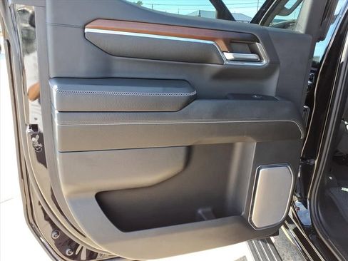 Used 2024 GMC Sierra 1500 Denali image 23