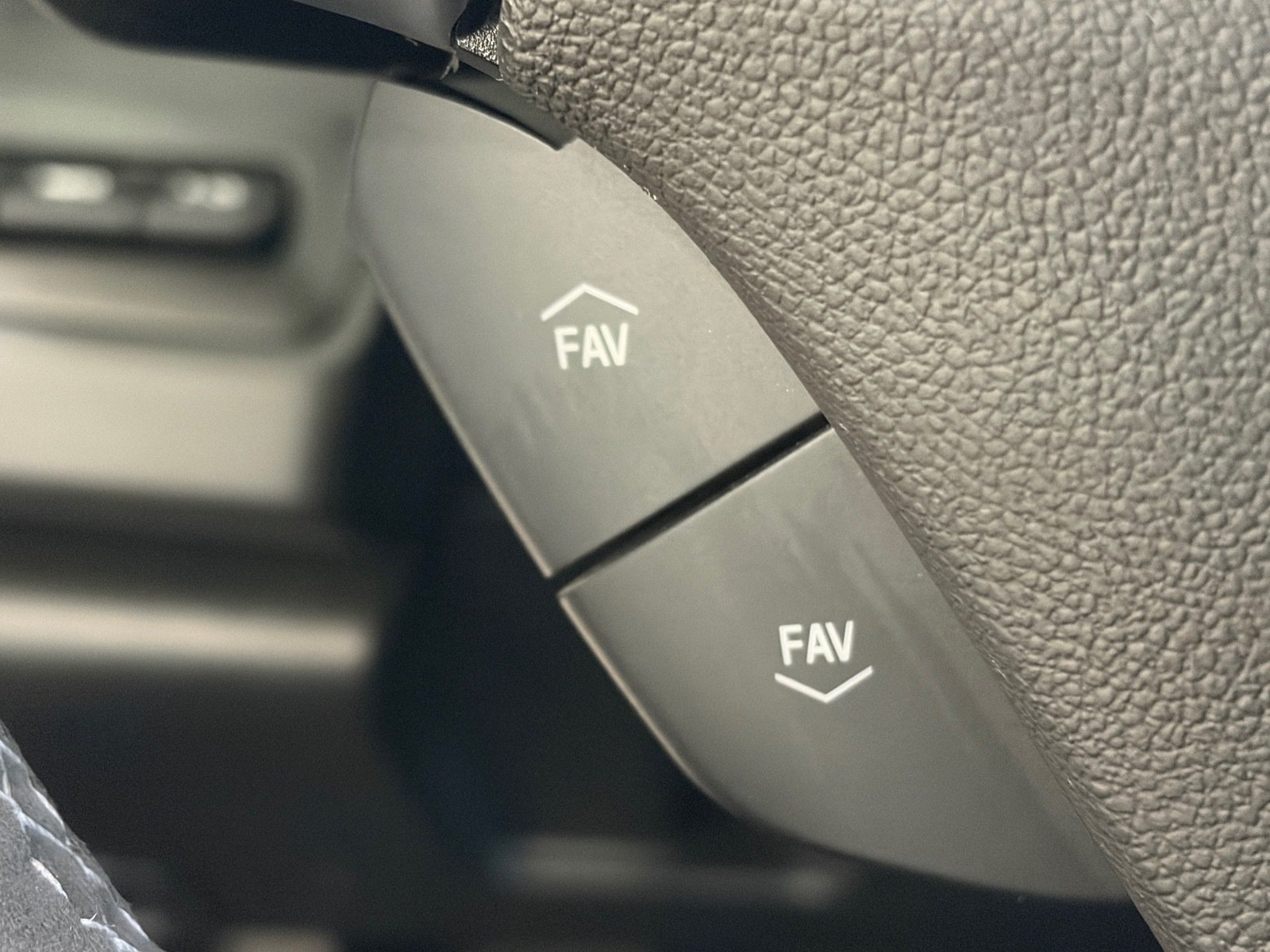 Used 2018 Chevrolet Camaro SS RWD image 22