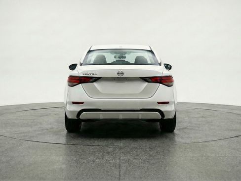 Used 2025 Nissan Sentra SV FWD image 7