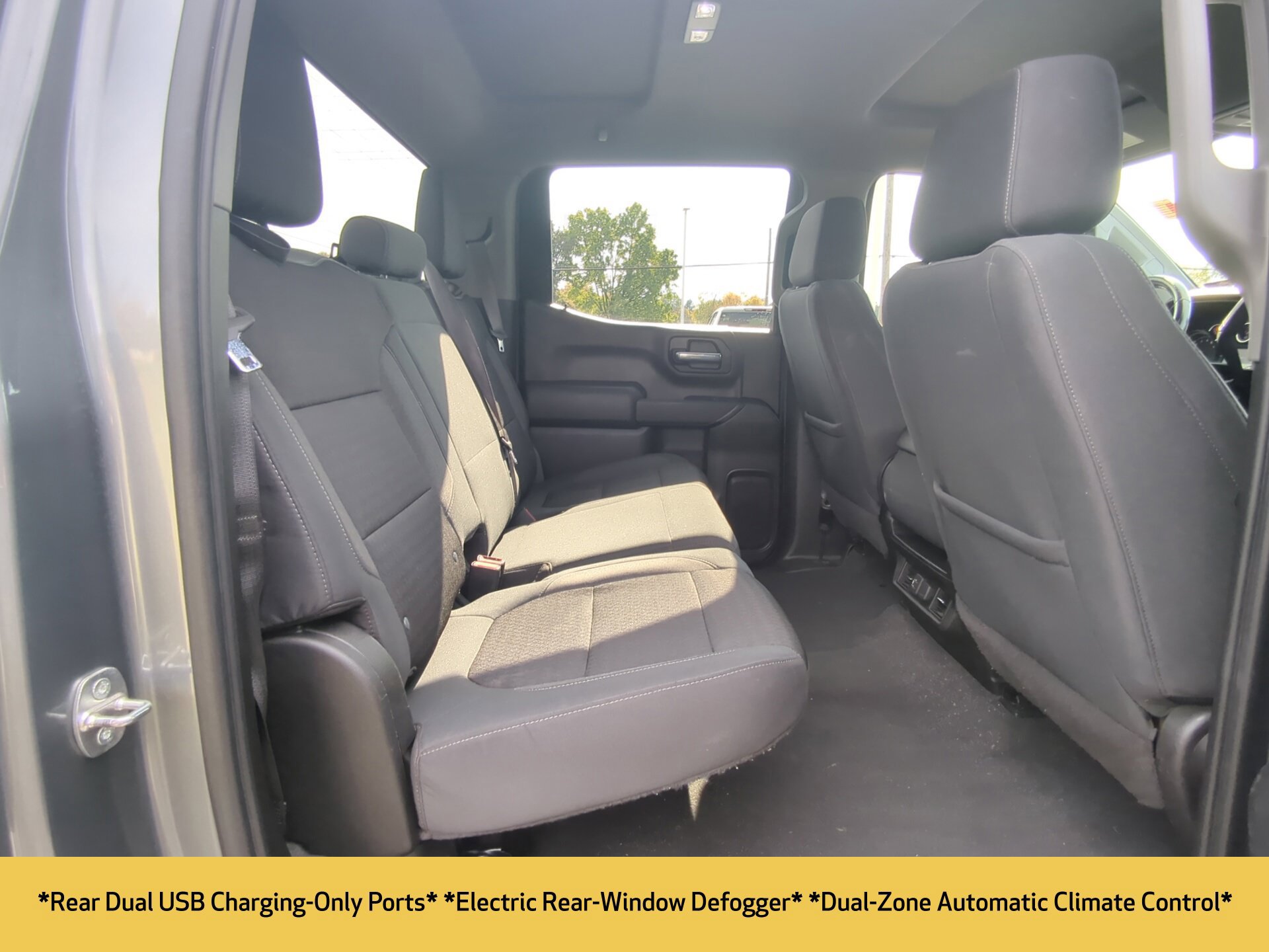 Used 2021 Chevrolet Silverado 1500 LT AWD/4WD image 11