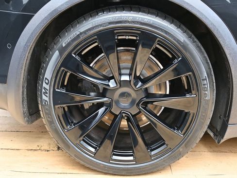 Used 2022 Tesla Model X AWD/4WD image 41