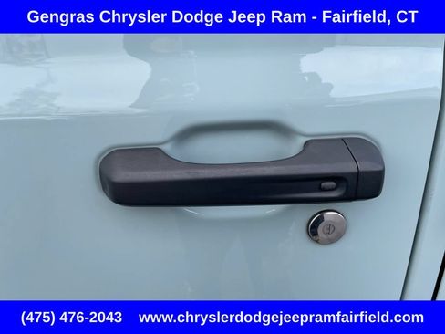 Used 2024 Jeep Wrangler Unlimited Sahara w/ Dual Top Group AWD/4WD image 43