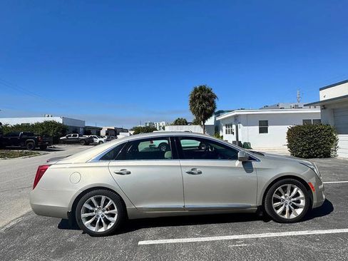 Used 2016 Cadillac XTS Luxury w/ Driver Awareness Package AWD/4WD image 7