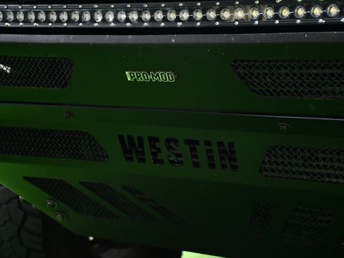 Used 2019 RAM 3500 Laramie w/ Black Appearance Package image 9