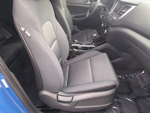 Used 2017 Hyundai Tucson SE image 19