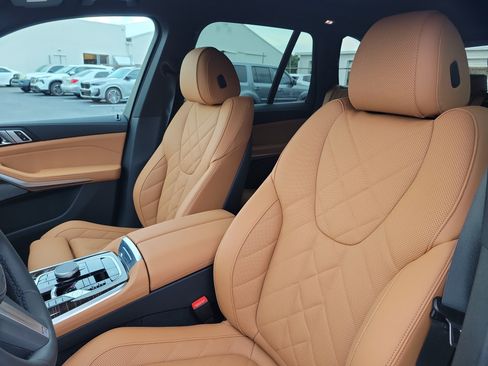 New 2026 BMW X5 sDrive40i w/ M Sport Package RWD image 17