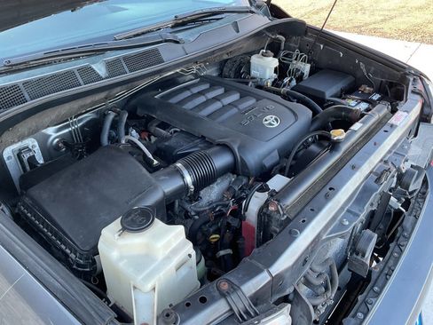 Used 2013 Toyota Tundra Platinum image 52